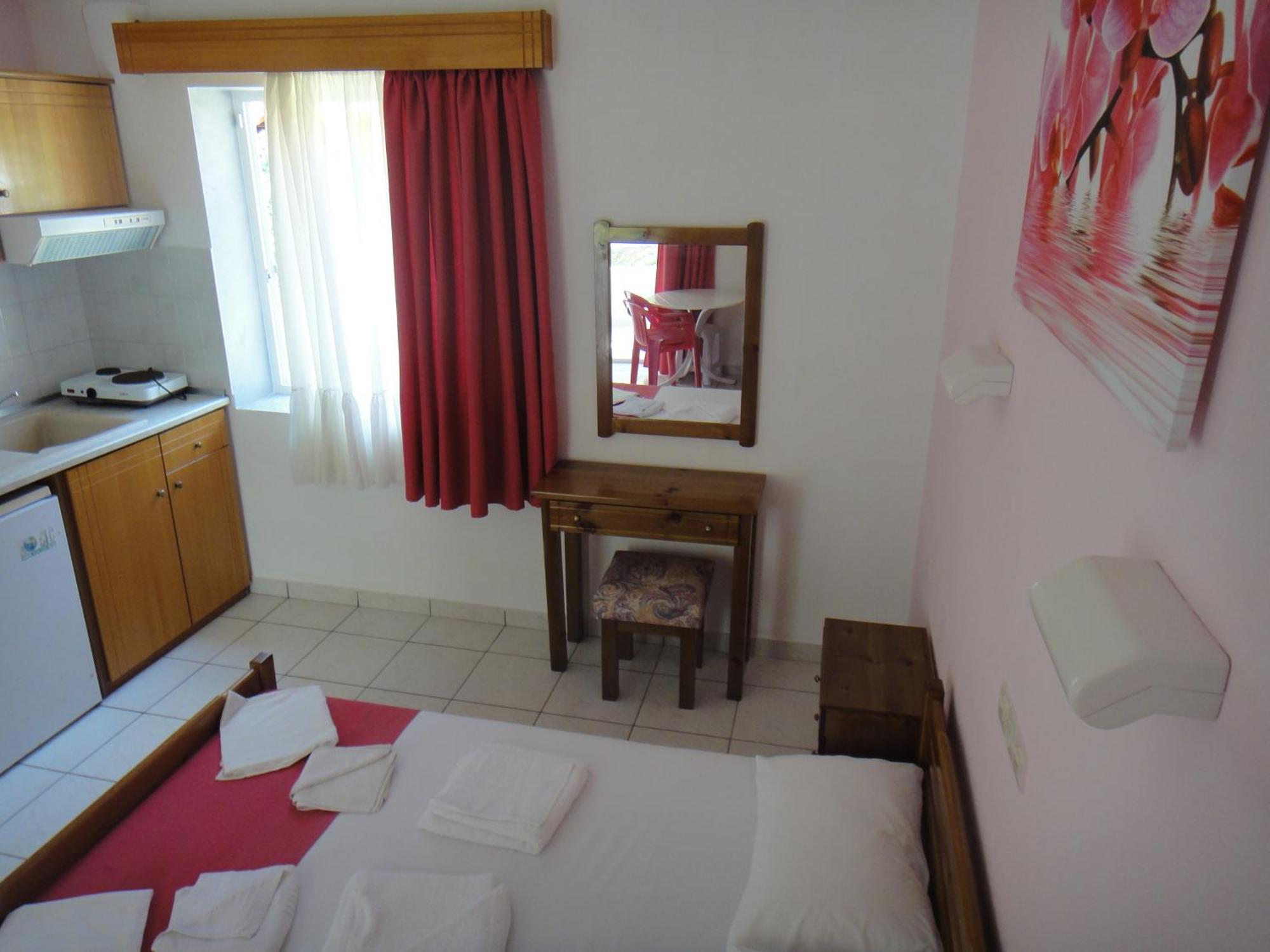 גראקיני Bungalows Camping Kouyoni מראה חיצוני תמונה