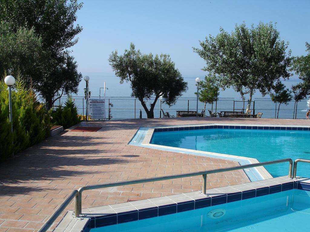 גראקיני Bungalows Camping Kouyoni מראה חיצוני תמונה