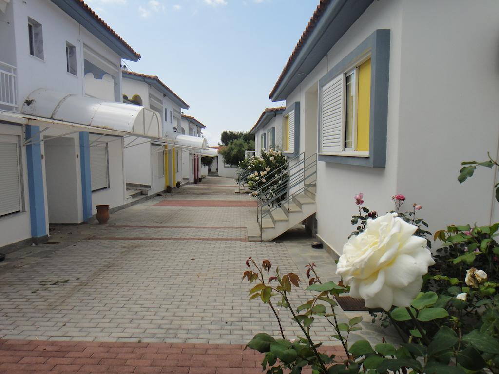 גראקיני Bungalows Camping Kouyoni מראה חיצוני תמונה